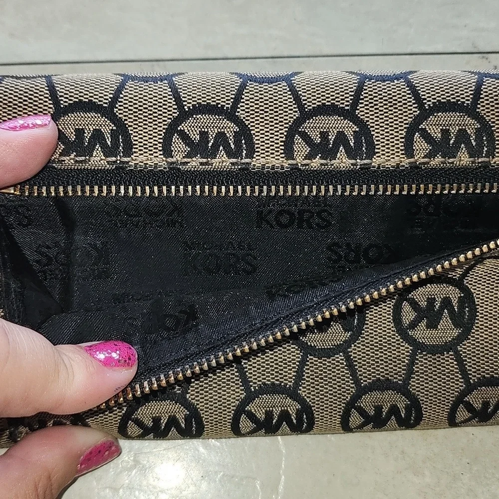 MK trifold wallet